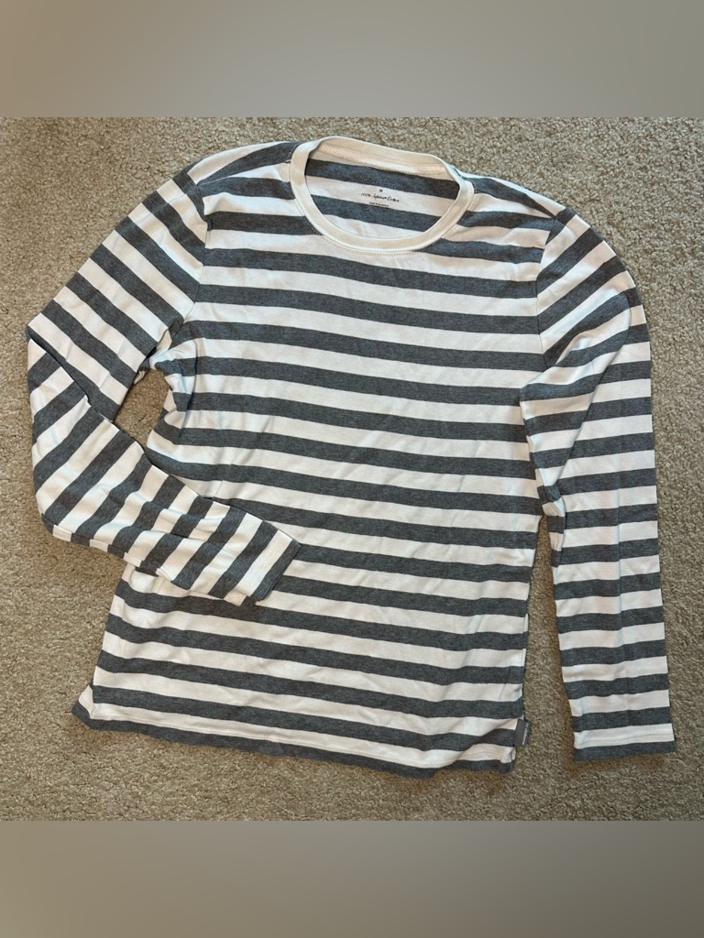 Liz Claiborne Gray and White Striped Crew Neck Tee